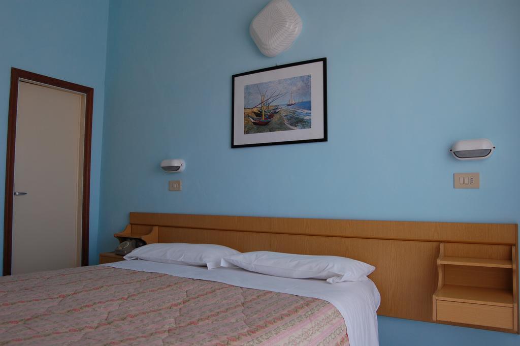 Hotel Vittoria Chianciano Terme Extérieur photo
