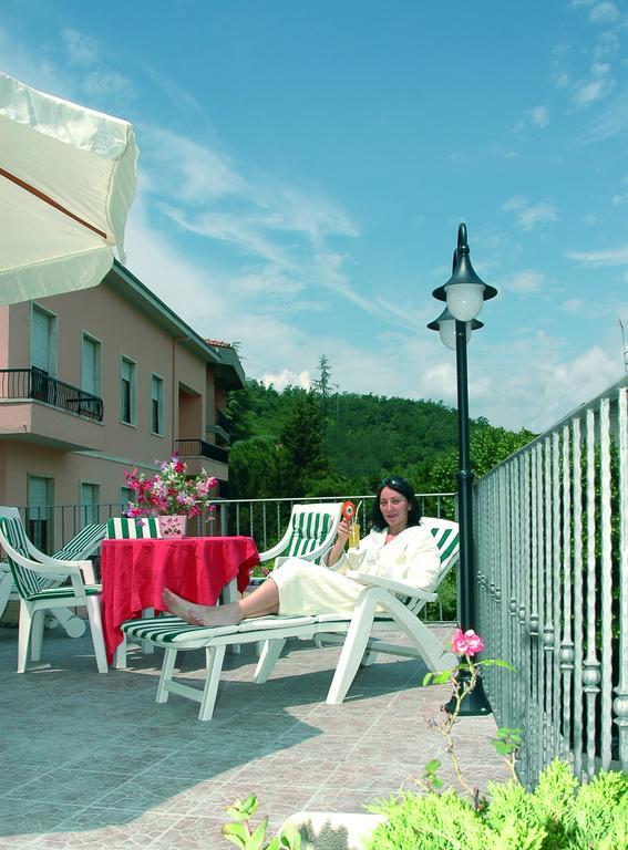 Hotel Vittoria Chianciano Terme Extérieur photo
